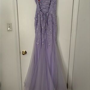 Elegant Lavender Lace-Up Dress (Formal)
